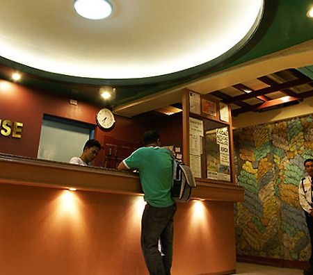 Ong Bun Pension House ايلويلو المظهر الخارجي الصورة