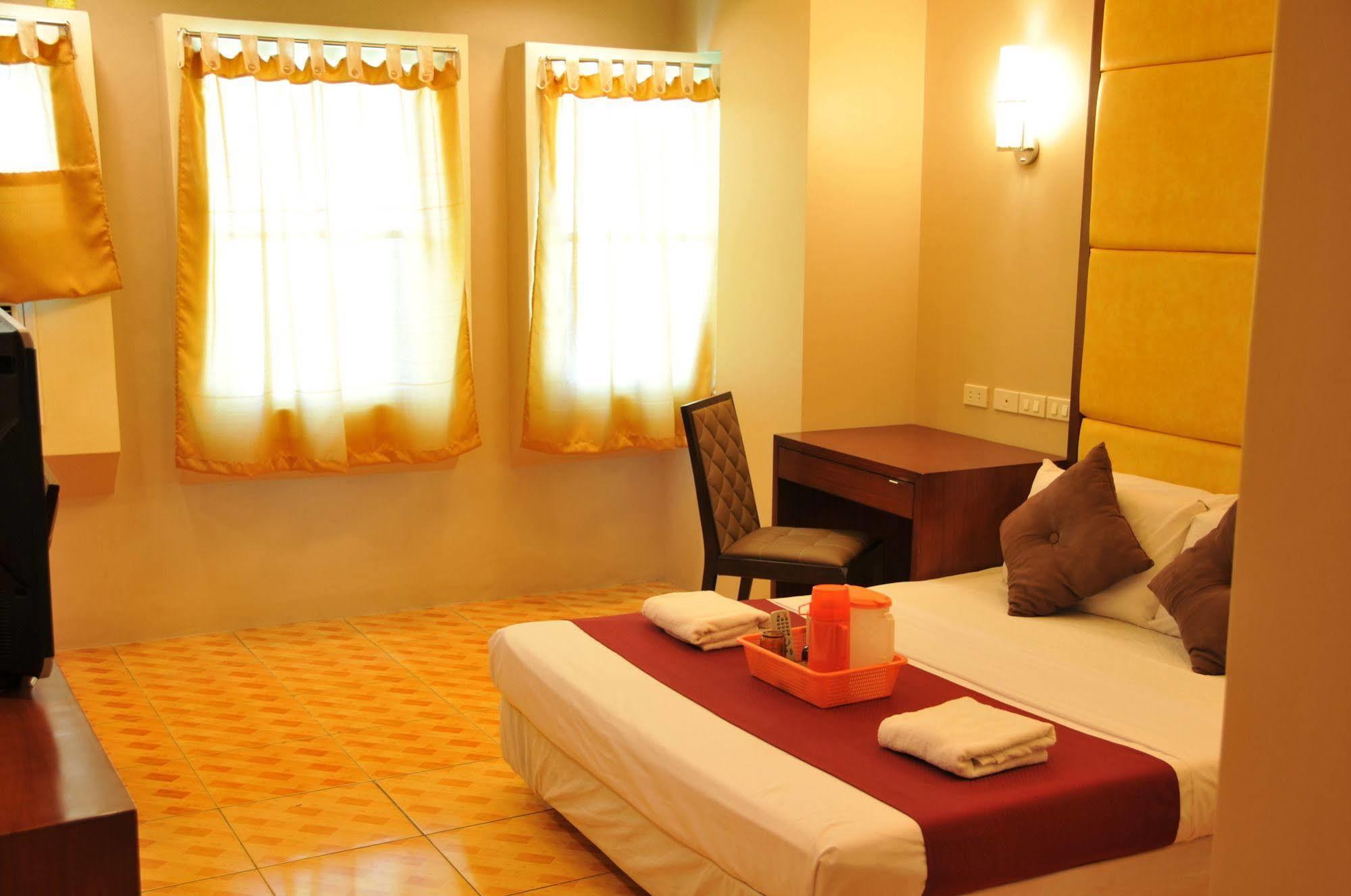 Ong Bun Pension House ايلويلو المظهر الخارجي الصورة